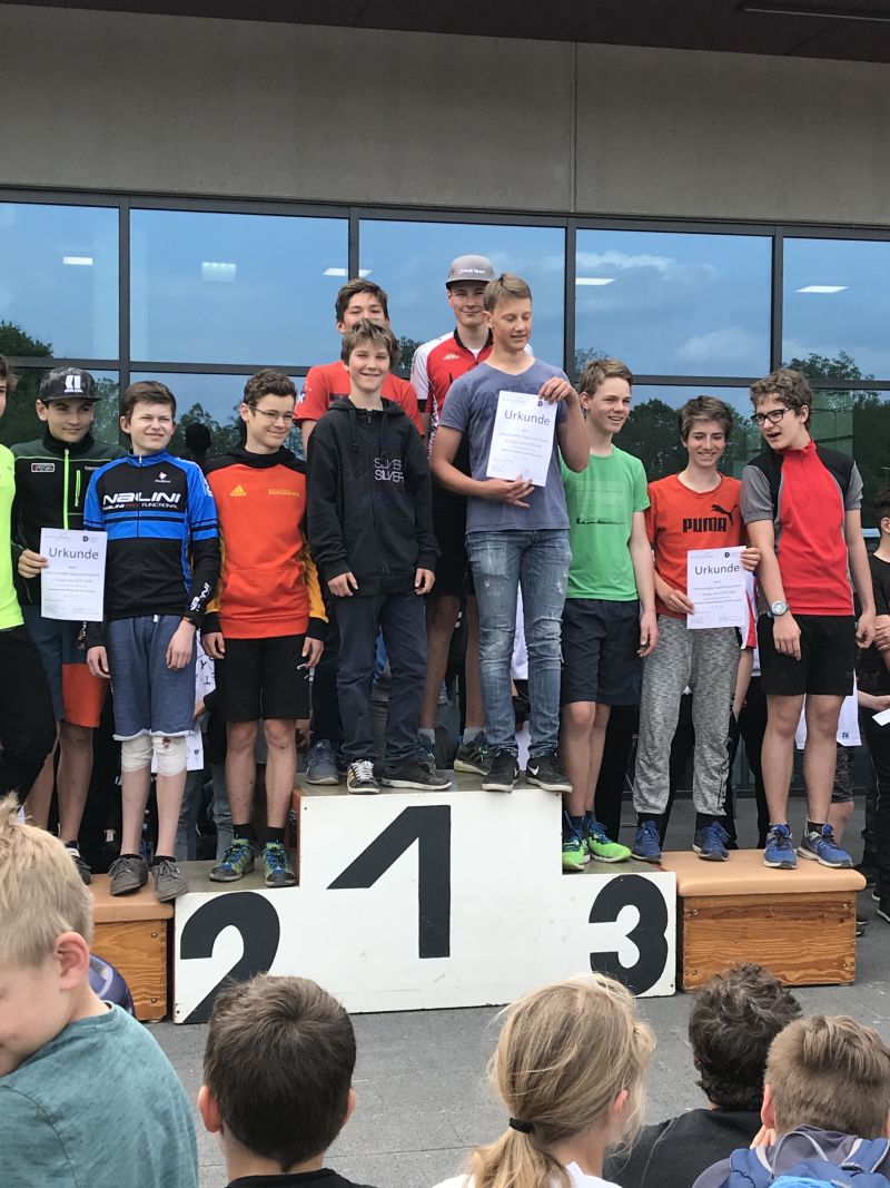 1. Platz beim Mountainbikewettkampf