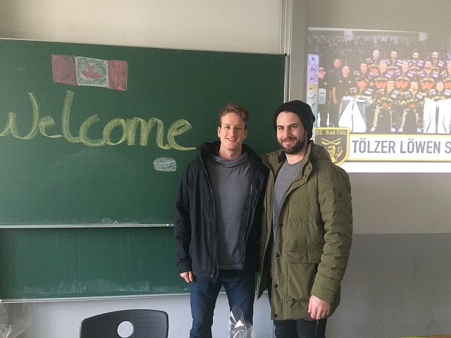 Stars zu Besuch an der HCR: Kyle Beach und Stephen MacAulay von den Tölzer Löwen